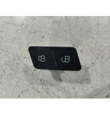 Кнопка блокировки центрального замка передняя левая