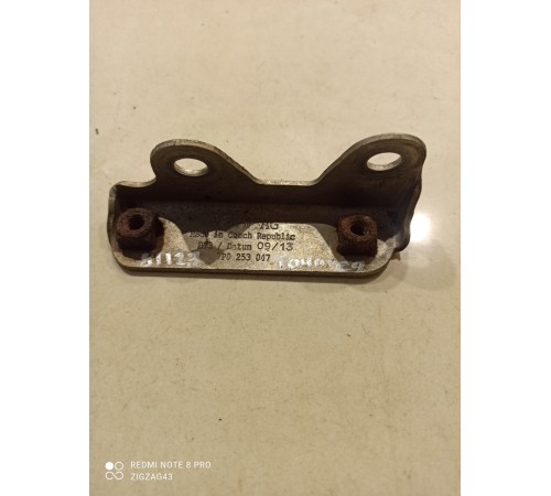 Кронштейн(крепление) кузова