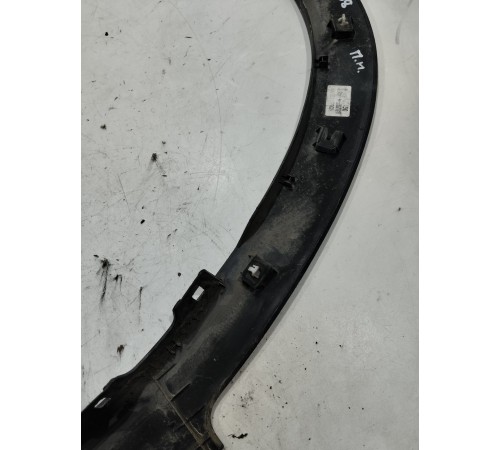 Накладка крыла(передняя правая)