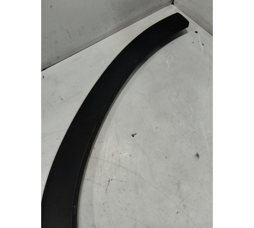 Накладка крыла(передняя правая)