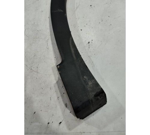 Накладка крыла(передняя правая)