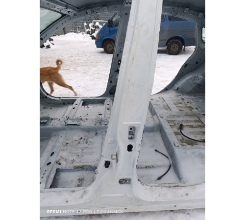 Порог со стойкой левый