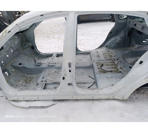 Порог со стойкой левый