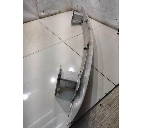 Усилитель заднего бампера