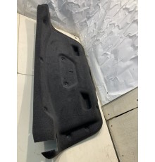 Обшивка крышки багажника