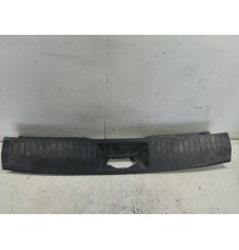 Обшивка панели багажника