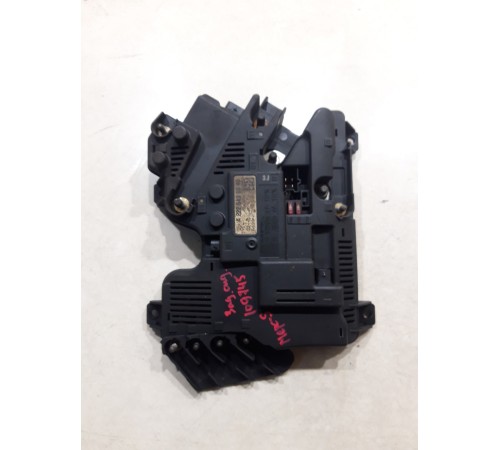 Блок предохранителей