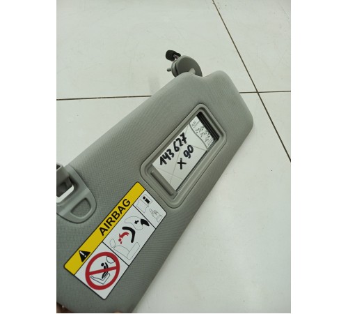 Козырек солнцезащитный правый