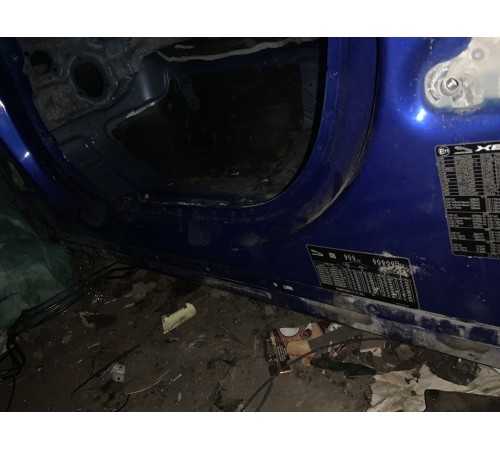 Порог со стойкой (левый)