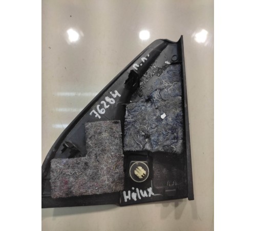 Уголок зеркала внутренний передний левый