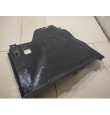 Боковая облицовка багажника(левая)