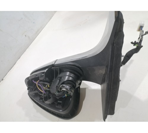 Зеркало заднего вида боковое левое