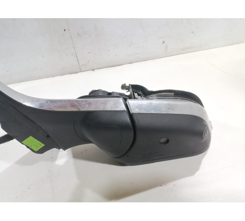 Зеркало заднего вида боковое левое