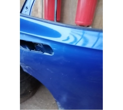 Дверь задняя правая