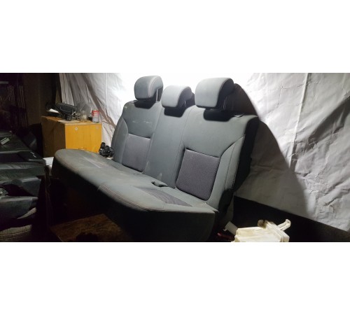 Сиденье заднее