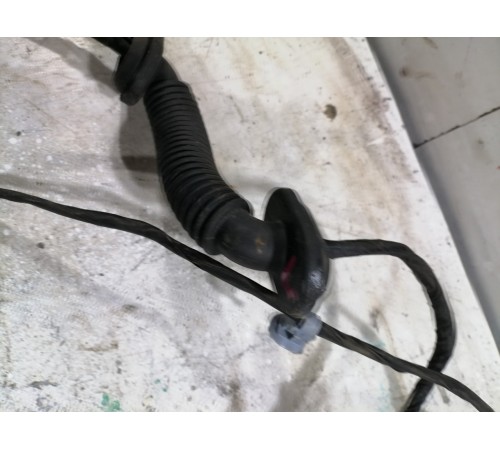 Электропроводка крышки багажника