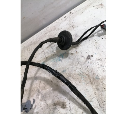 Электропроводка крышки багажника