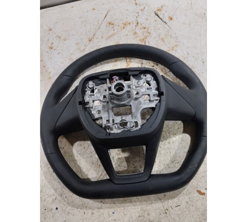 Рулевое колесо в сборе с многофункциональными кнопками