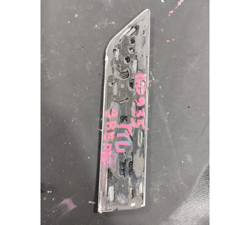 Молдинг двери(передний левый)