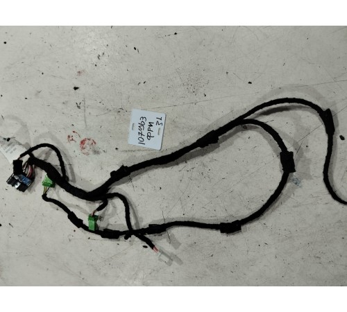 Электропроводка обшивки двери(задняя левая)