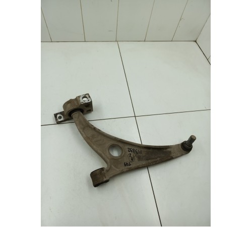Рычаг подвески передний левый