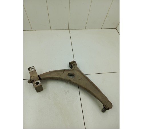 Рычаг подвески передний левый