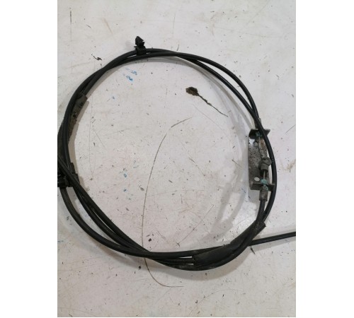 Трос открывания капота