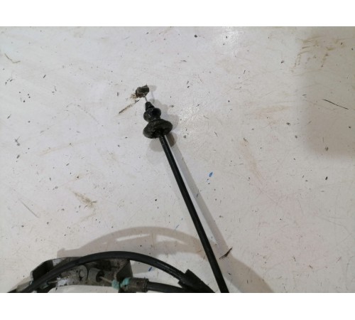 Трос открывания капота