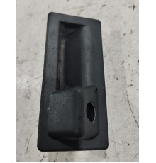 Кнопка открывания багажника