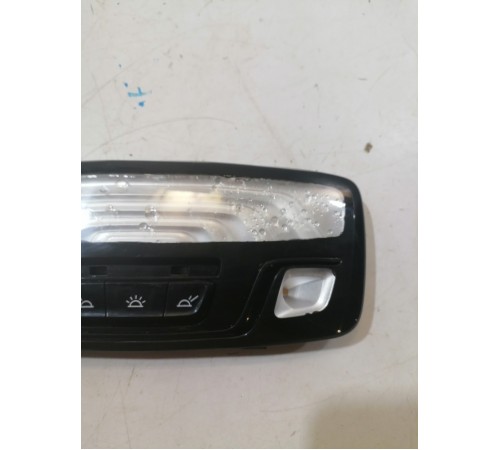 Плафон освещения салона