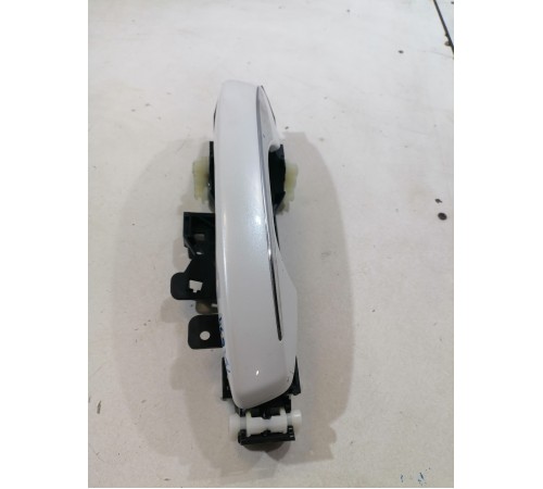 Ручка двери задняя правая наружная