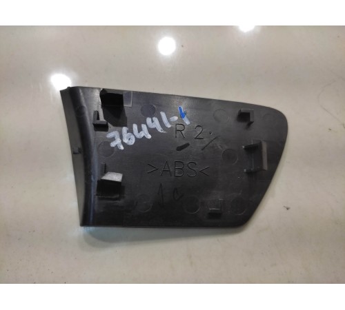 Заглушка двери(передняя правая)