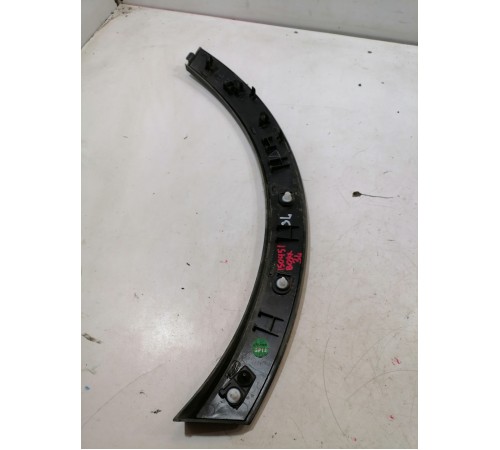 Накладка крыла задняя левая