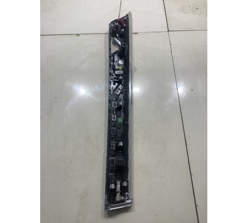 Накладка обшивки двери декоративная(задняя правая внутренняя)