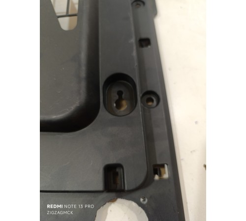 Накладка торпедо нижняя правая