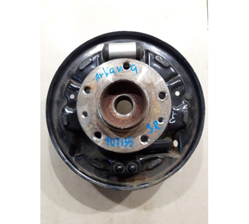 Кулак поворотный(задний правый)