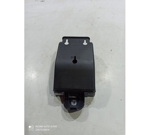 Блок предохранителей и реле