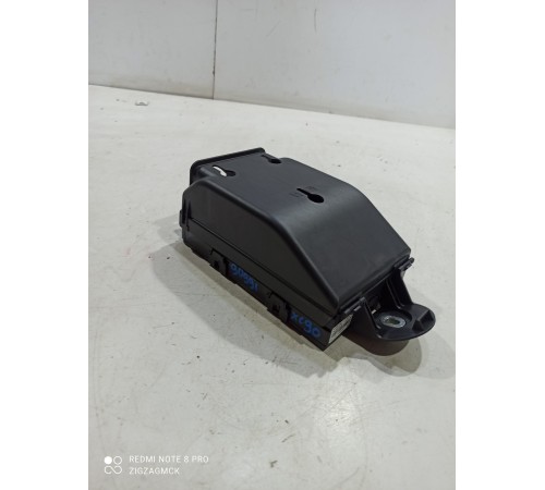 Блок предохранителей и реле