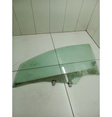 Стекло двери переднее левое