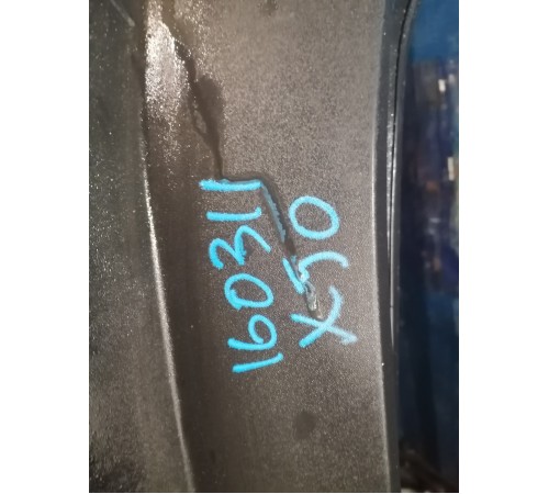 Водосток лобового стекла жабо