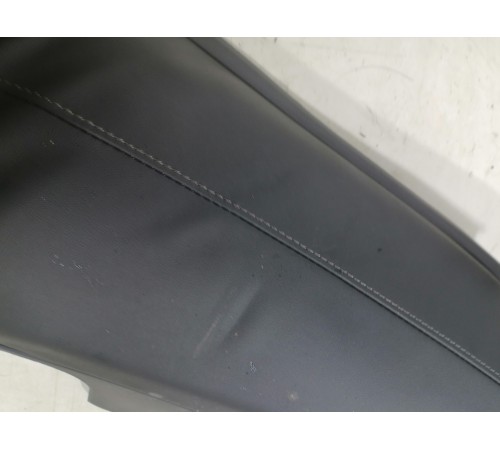 Спинка заднего сидения правая