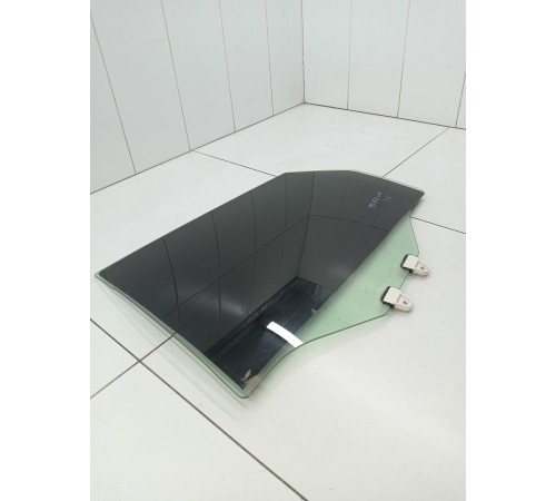 Стекло двери заднее левое