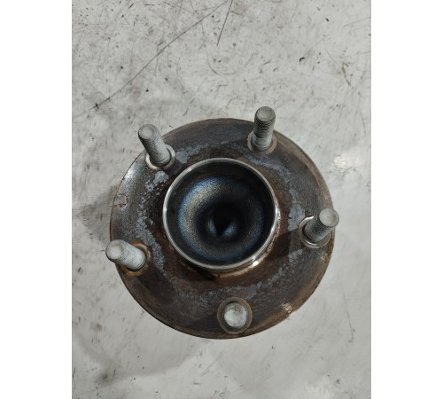 Ступица задняя левая