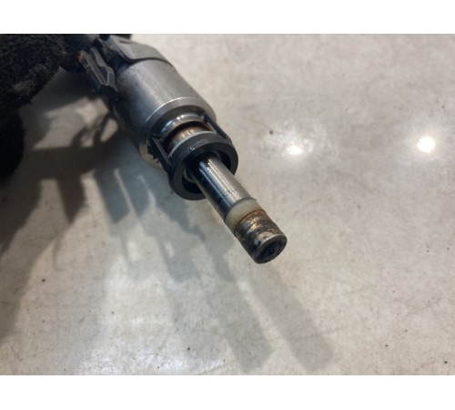 Топливная форсунка