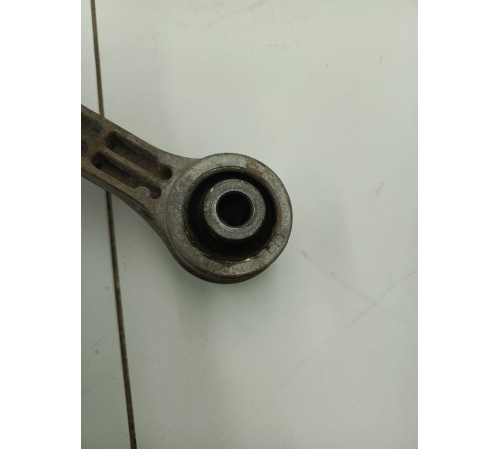 Опора двигателя задняя