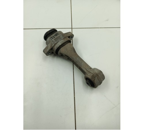 Опора двигателя задняя