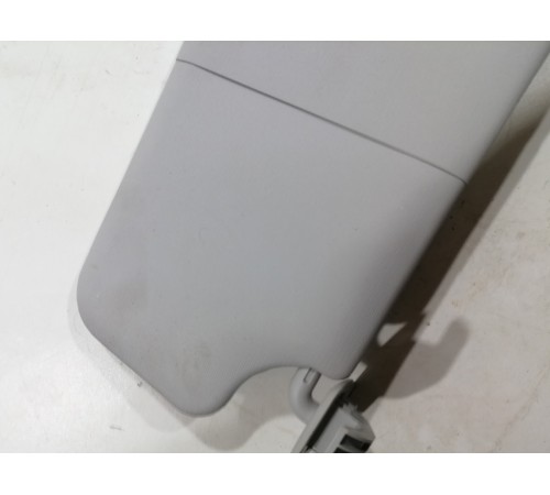 Козырек солнцезащитный левый