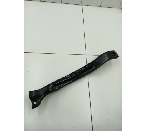 Усилитель рыгаг передней подвески левый