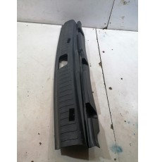 Обшивка панели багажника