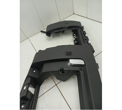 Накладка торпедо под бардачок